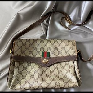 Gucci vintage crossbody bag